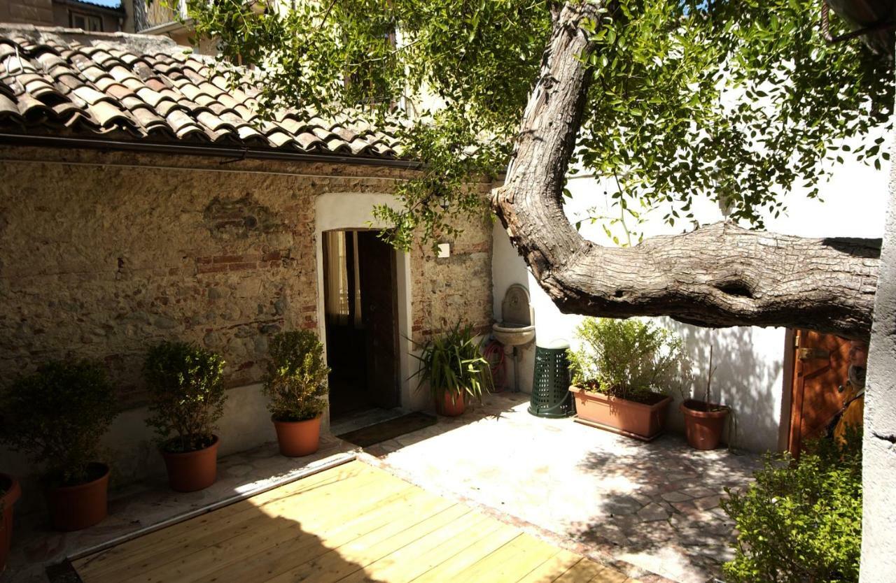 L'Albero Di Giuggiole Villa Cosenza Exterior foto